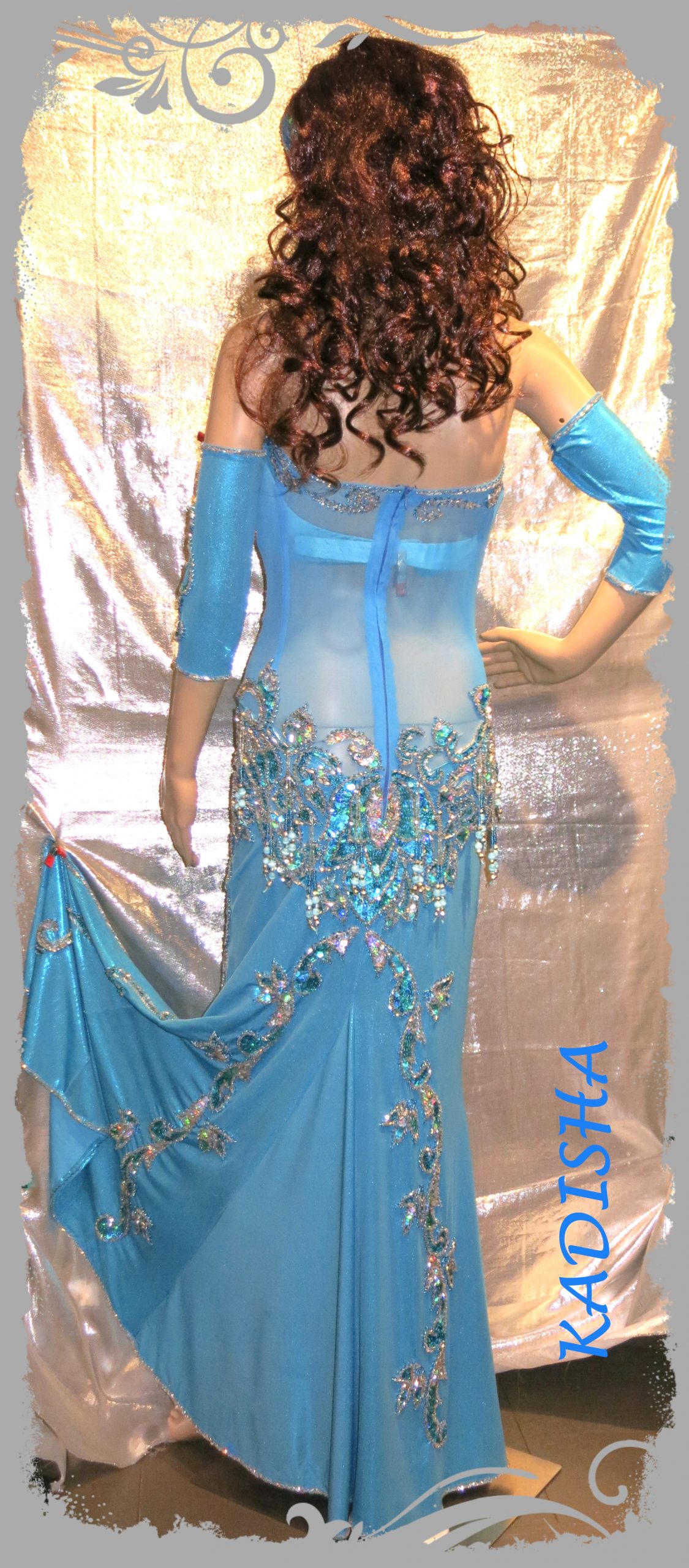 Bauchtanzkleid in türkis und silber aus Glanz-Lycra mit Netz , Größe M bis Größe L – Bild 2