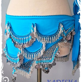 Hüfttuch in türkis mit silbernen Münzen, türkisfarbenen und silbernen Perlen, Größe XL