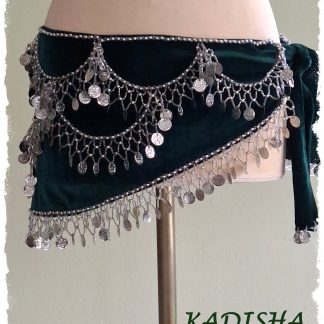 Hüfttuch aus Stretchsamt in dunkelgrün mit silbernen Münzen, Größe L