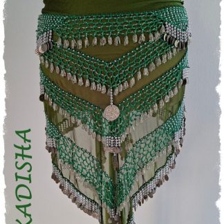 Dreicktuch aus Chiffon in olivgrün/ grün mit silbernen Perlen und silbernen Münzen, Größe XL