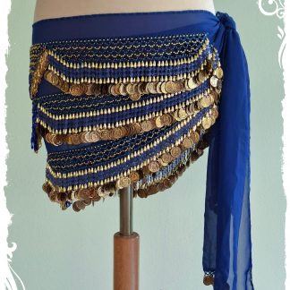 Hüfttuch aus Chiffon in dunkelblau, mit goldenen und blau irisierenden Perlen und goldenen Münzen, Größe M