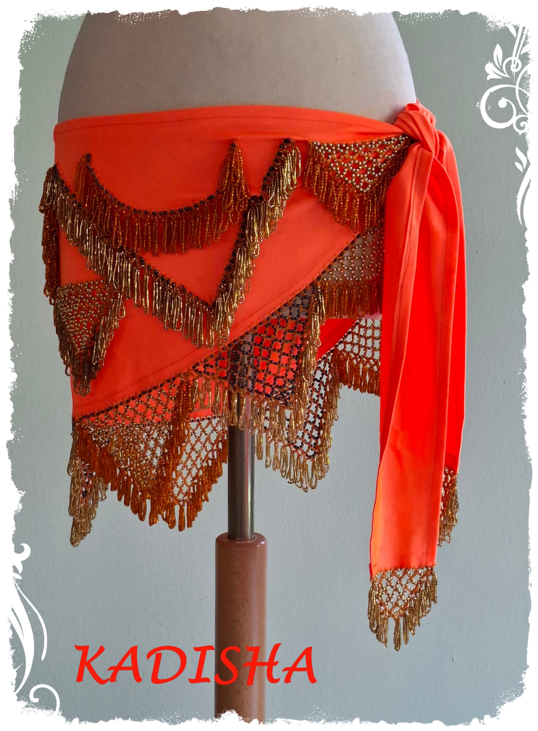 Hüfttuch aus Lycra in neonorange mit orangen und goldenen Perlen, Größe M