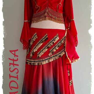 Bauchtanzkostüm 4 tlg. kombiniert rot /schwarz, Oberteil und Hüfttuch in rot/gold, Rock doppellagig und 2-farbig rot/schwarz, Größe XXL