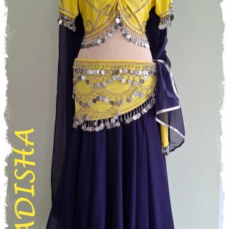 Bauchtanzkombination 4-lg. in zitronengelb/silber und nachtblau. Oberteil und Hüfttuch in zitronengelb dazu weiter Rock in nachtblau, Größe XL