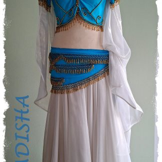 Tanzoutfit 4-tlg., Oberteil mit Kurzarm und Hüfttuch aus Lycra in türkis, kombiniert mit weitem Glanzrock in creme, Gr. L