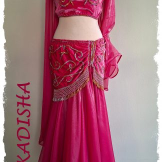 Bauchtanzkostüm in pink 4-tlg., Bindetop und Schärpe in pink sind im Gold-/Silbermix bestickt, dazu ein toller Glanzrock in pink, Größe M - L