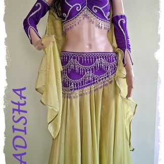 Bauchtanzoutfit 5 tlg. in kombiniert in lila und lindgrün, Top ohne Arm mit Armstulpen, Glitzerrock weit in lindgrün, Größe S