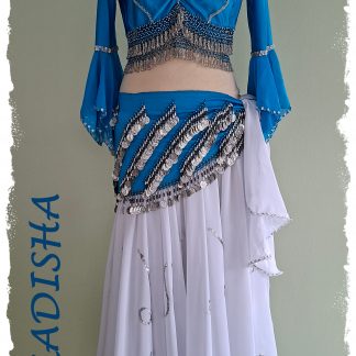 Bauchtanzset 3 tlg. kombiniert in türkis mit weiß und silber, Oberteil mit schönen Ärmelabschluss und extra weitem Rock, Gr. L