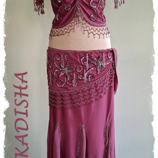 Komplettes Set 3-tlg., Oberteil mit Kurzarm und Hüfttuch dazu Godetrock in altrose mit silbernen Perlen, Größe L